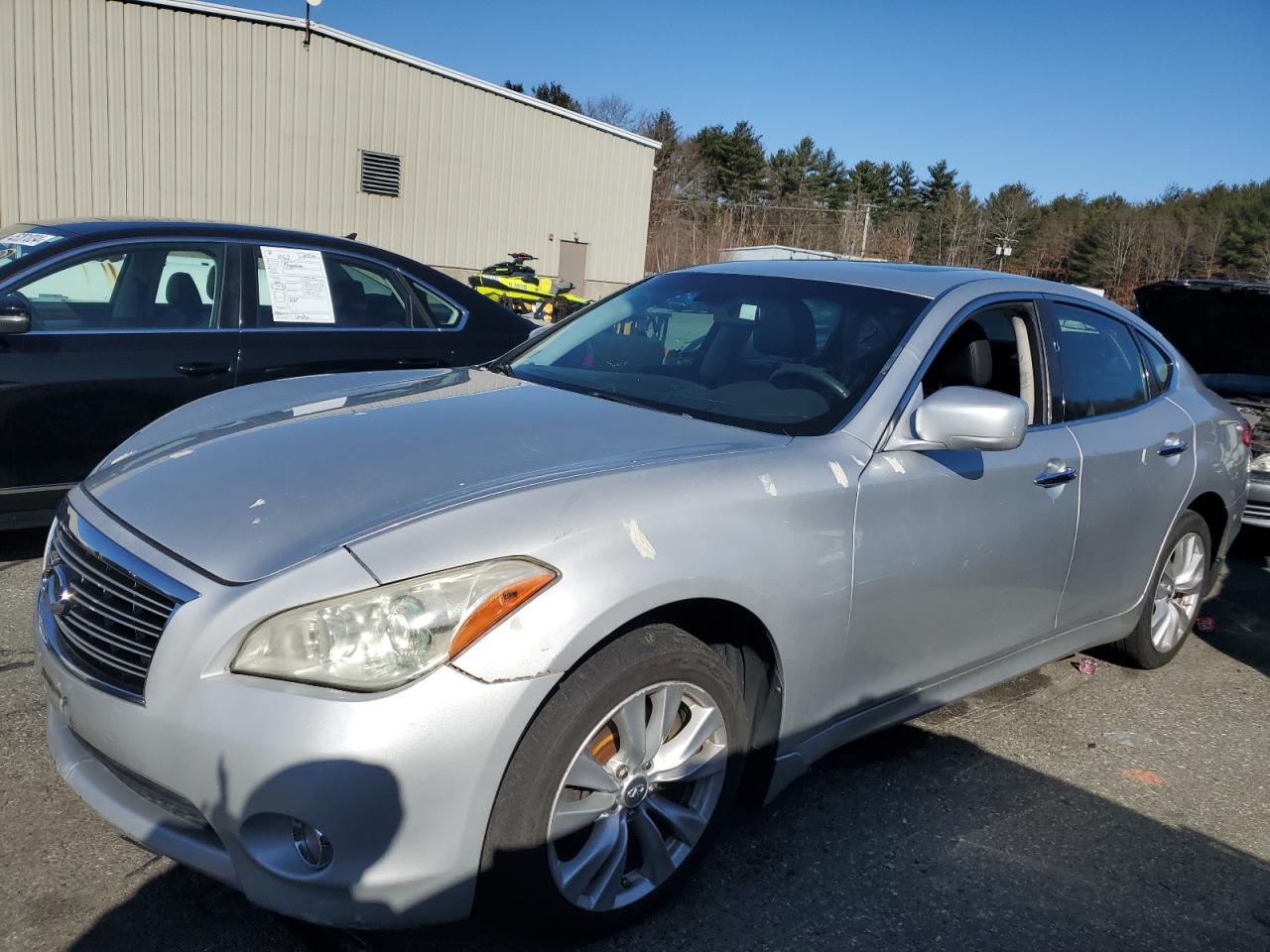 Infiniti M37 2011