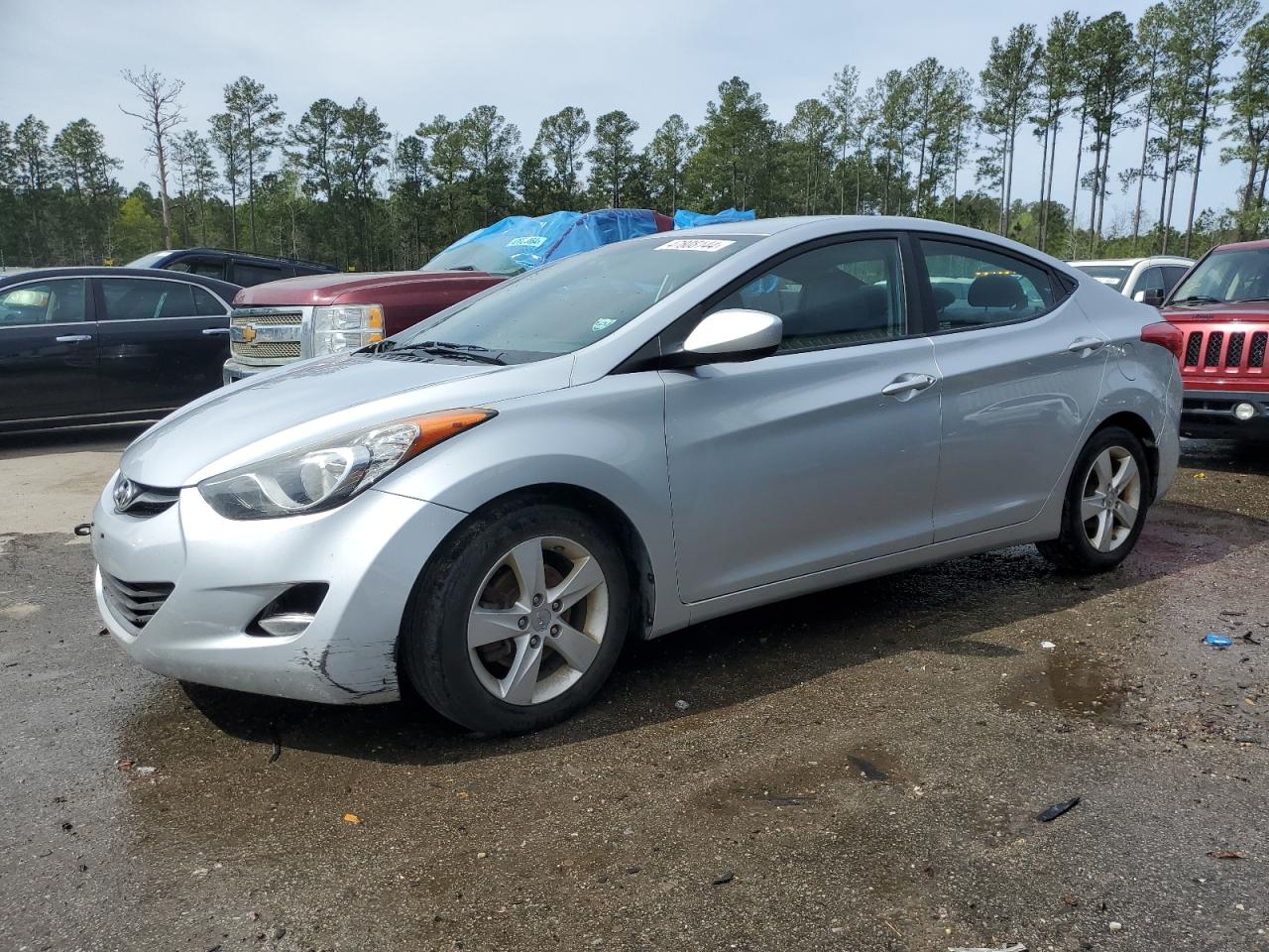 Hyundai Elantra 2013