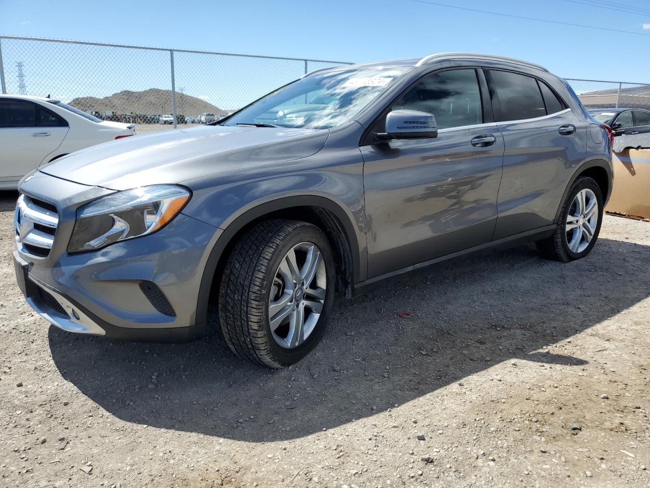 MERCEDES-BENZ GLA-CLASS 2016
