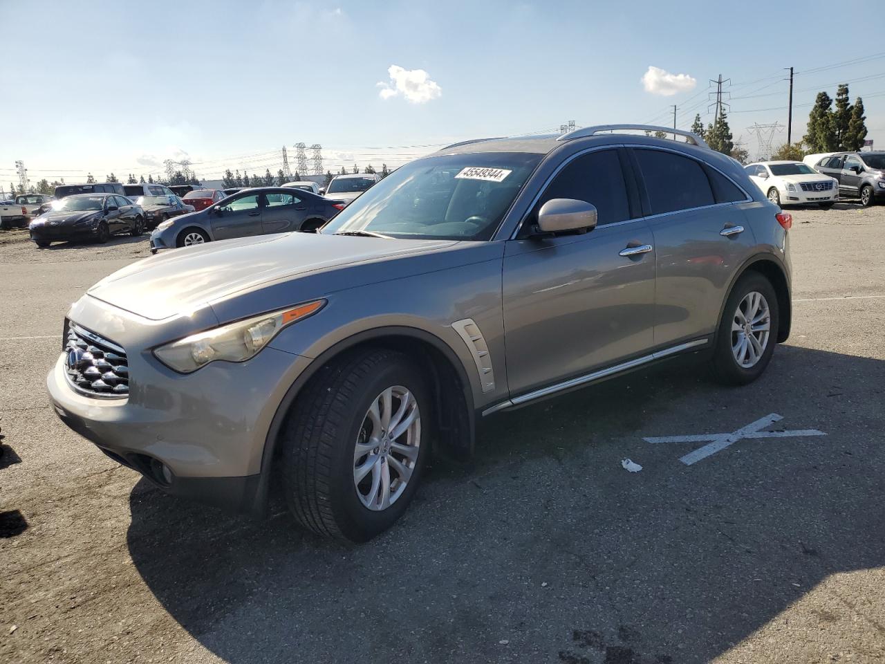 INFINITI FX35 2011