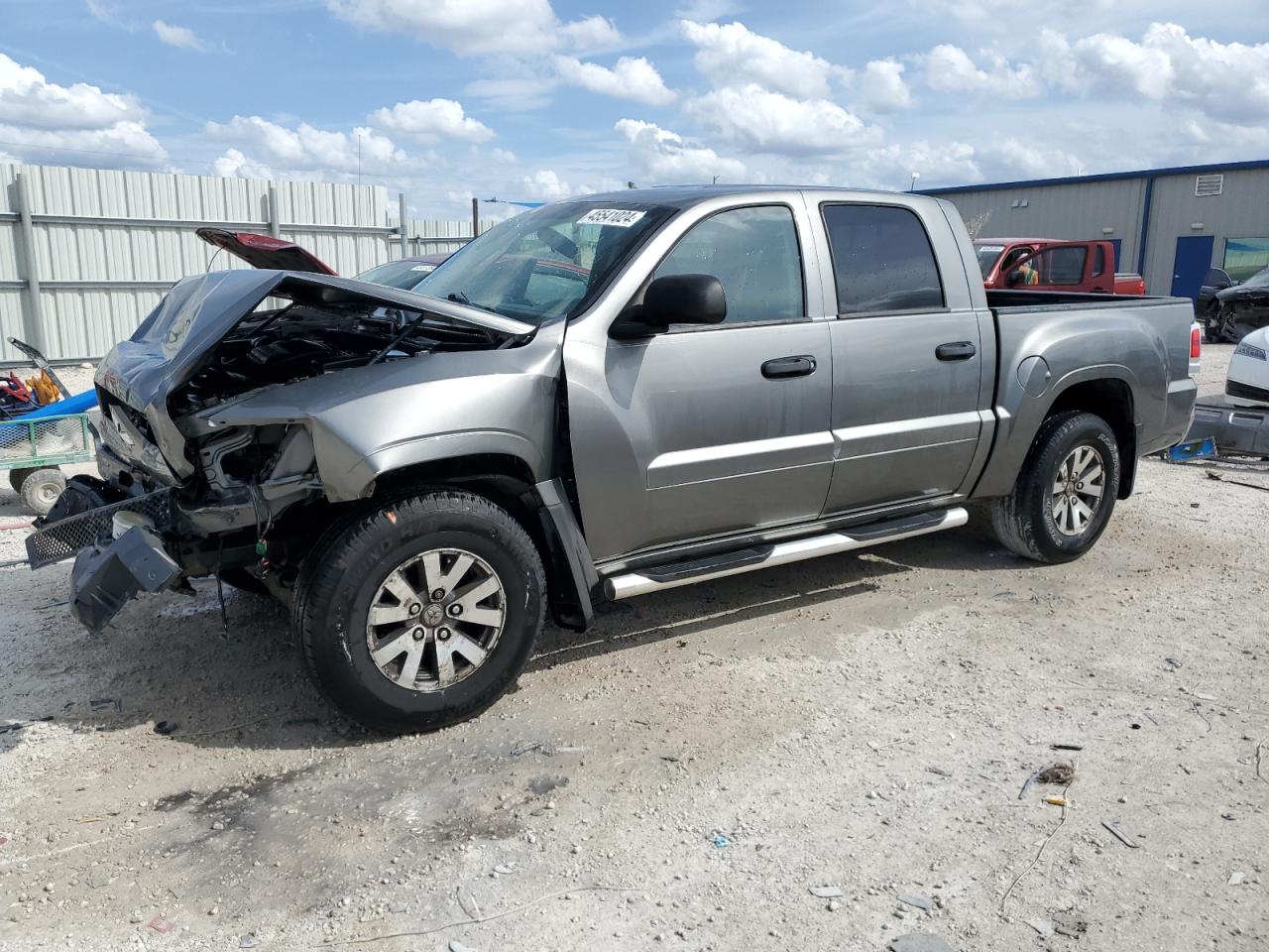 Mitsubishi Raider ls 2007
