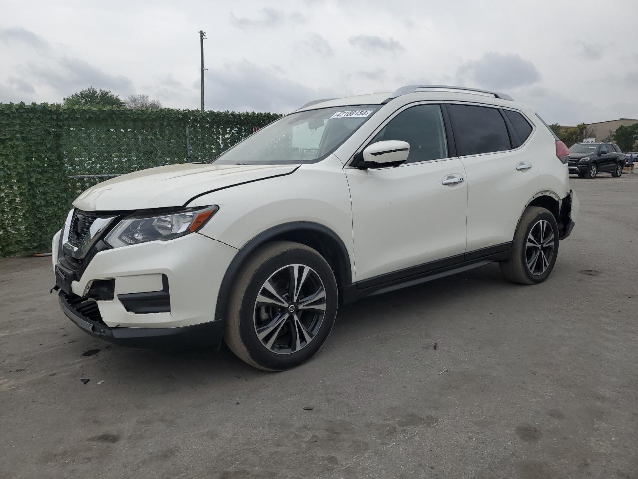 NISSAN ROGUE 2019