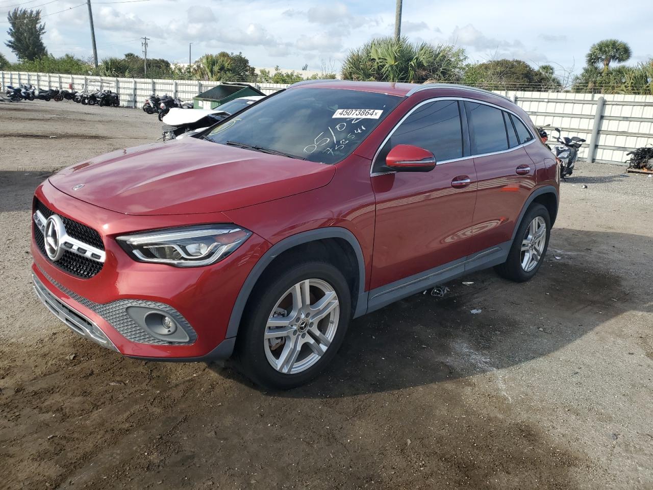 Mercedes-benz Gla-class 2021