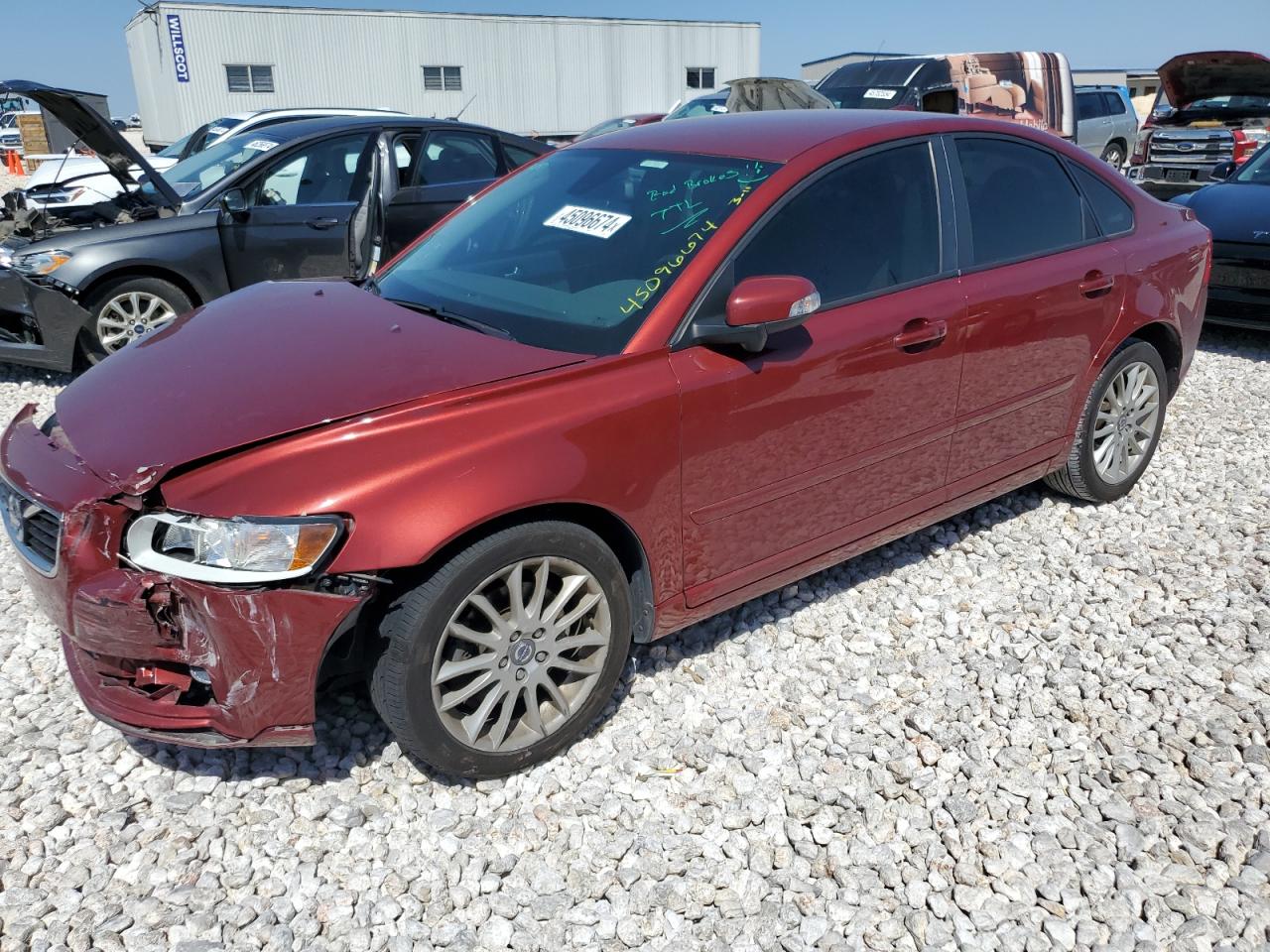 VOLVO S40 T5 2011
