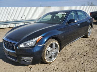 Infiniti Q70 2015