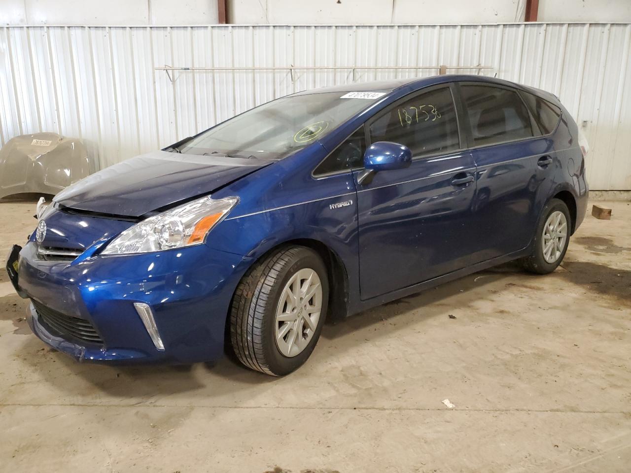 TOYOTA PRIUS V 2012