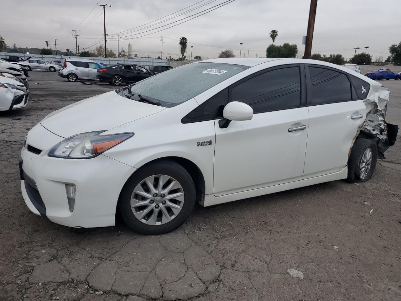 Toyota Prius plug-in 2014