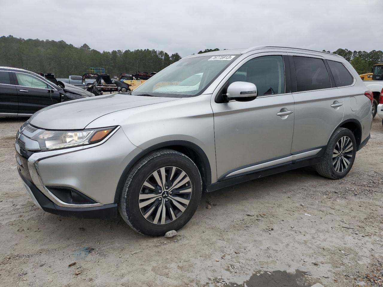 MITSUBISHI OUTLANDER 2020