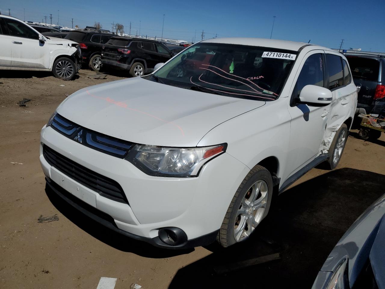 MITSUBISHI OUTLANDER 2014