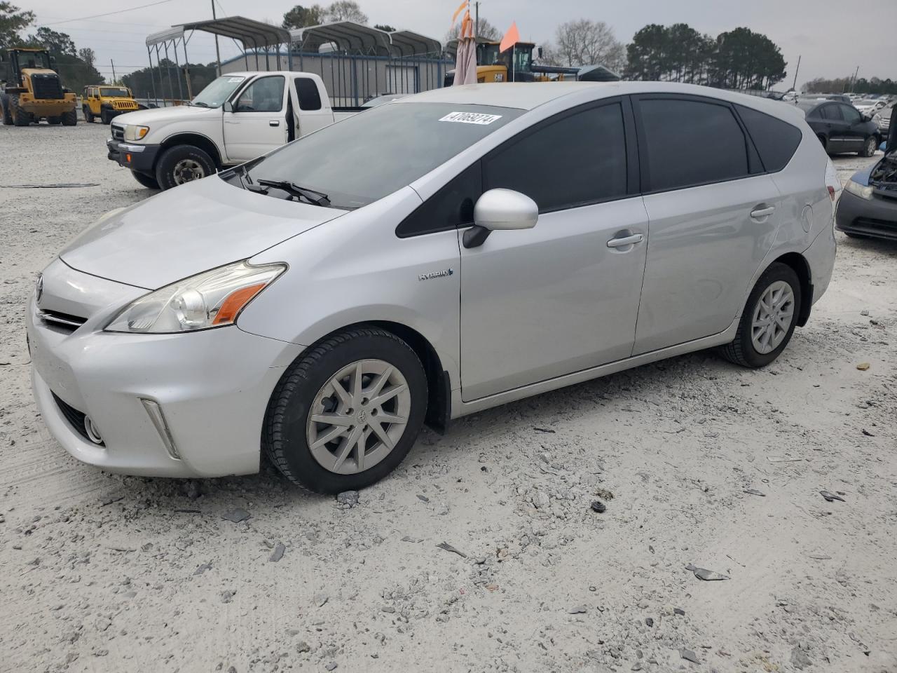 Toyota Prius v 2012