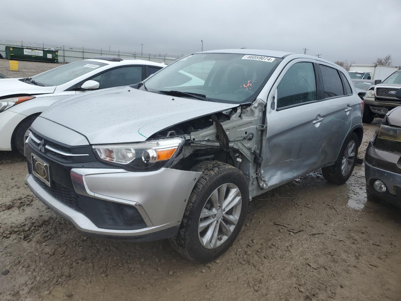 MITSUBISHI OUTLANDER 2019