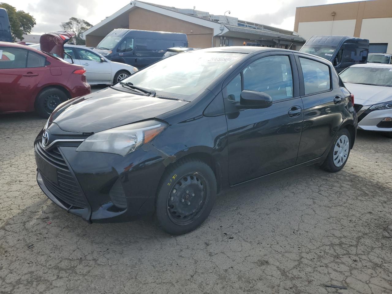 TOYOTA YARIS L 2017