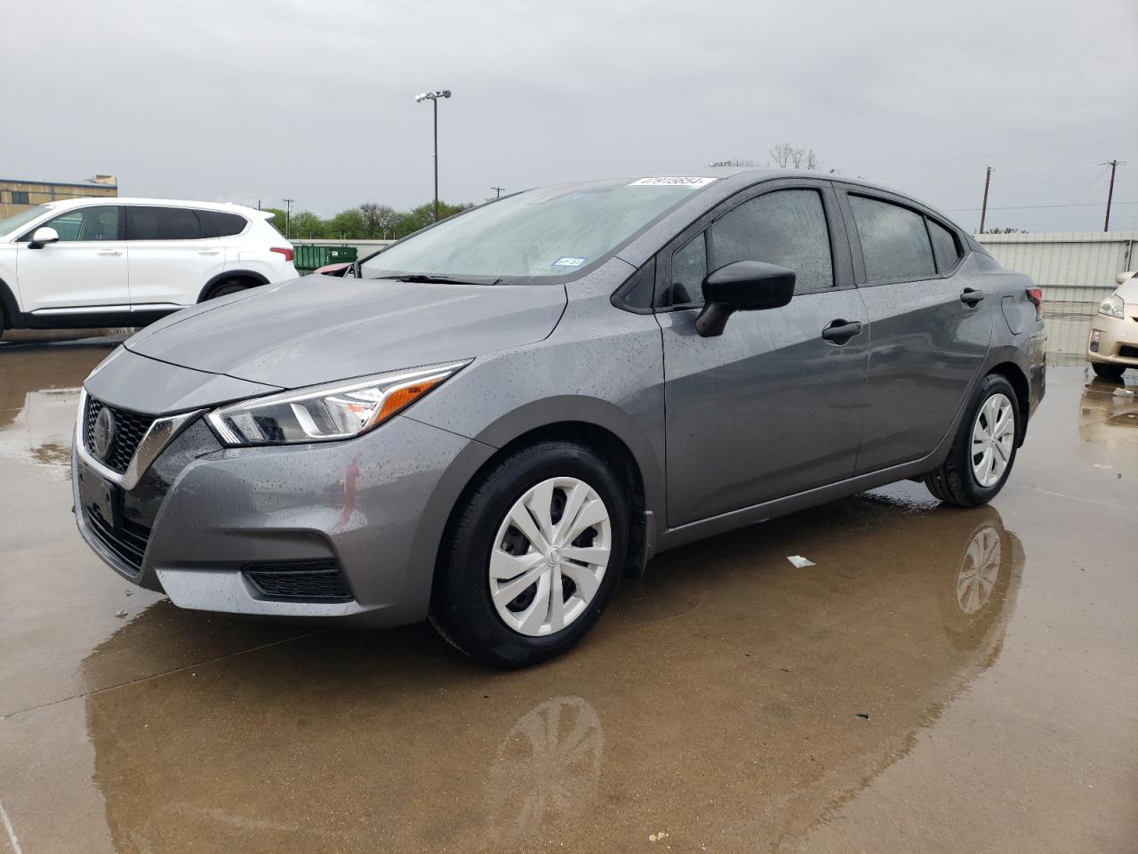 Nissan Versa 2021