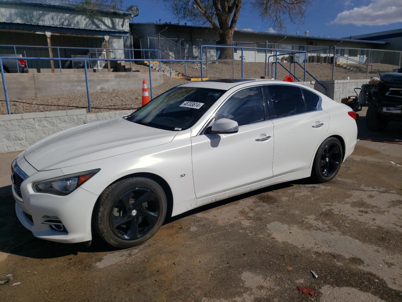 INFINITI Q50 BASE 2015