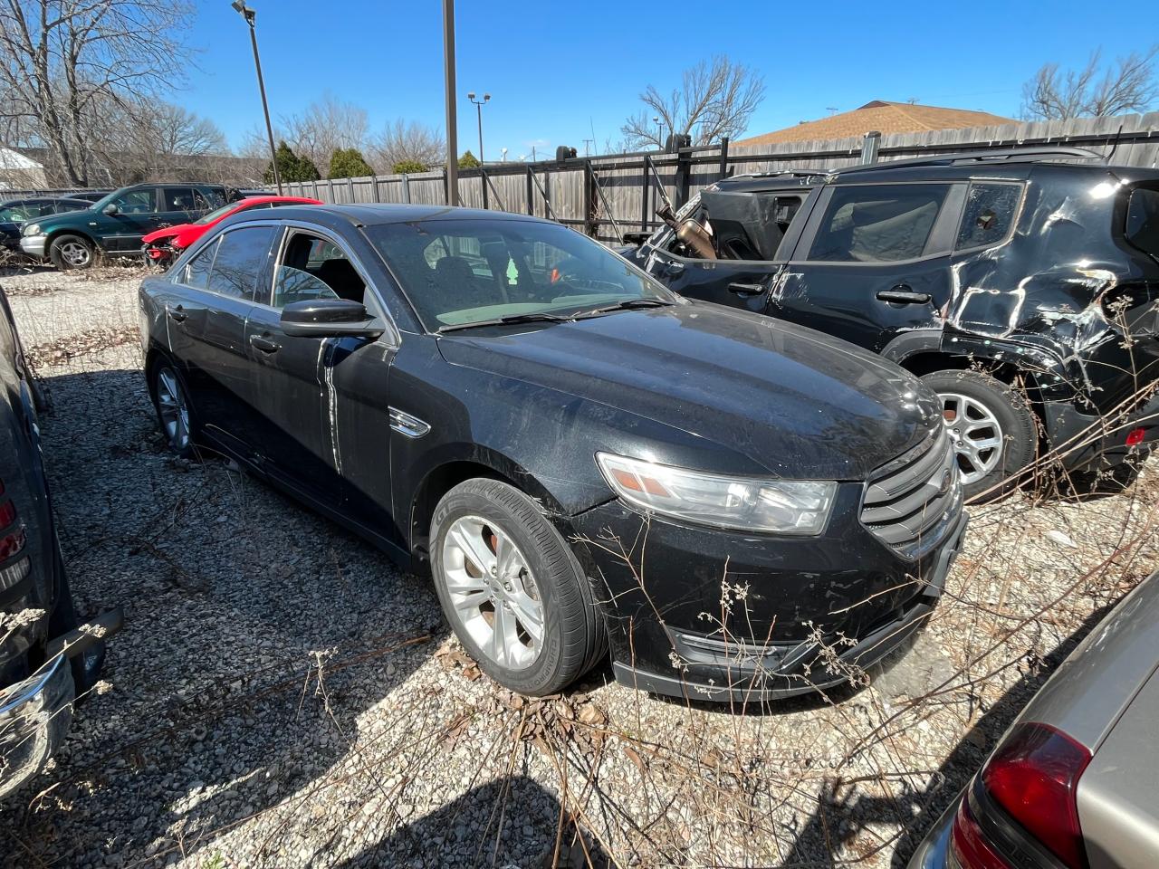 Ford Taurus 2014