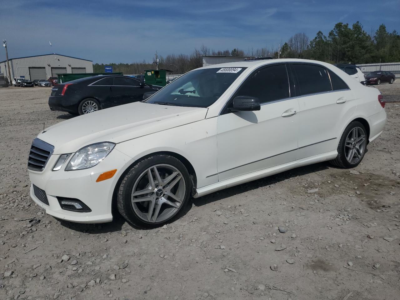 Mercedes-benz E-class 2011