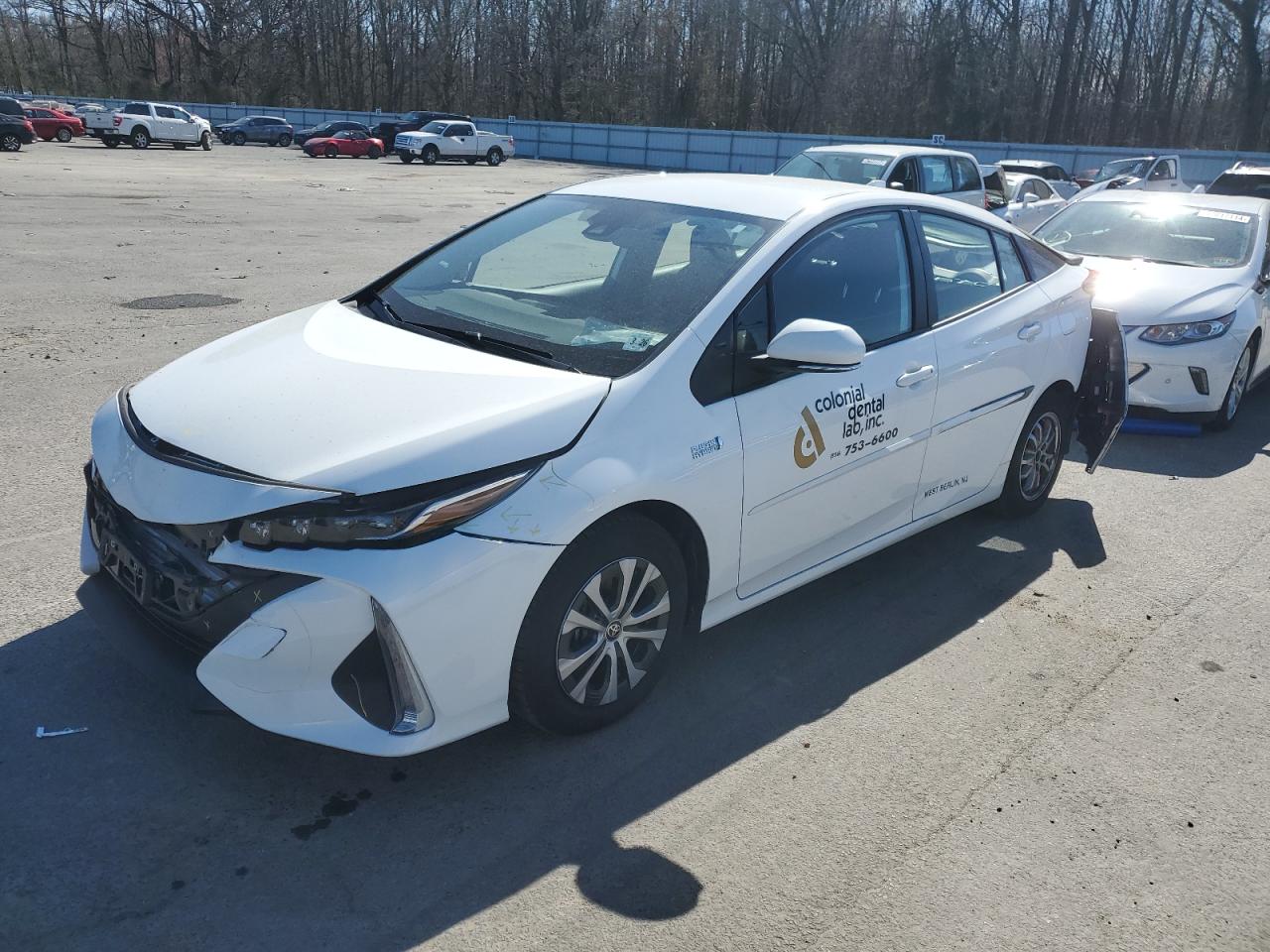 Toyota Prius prime 2021