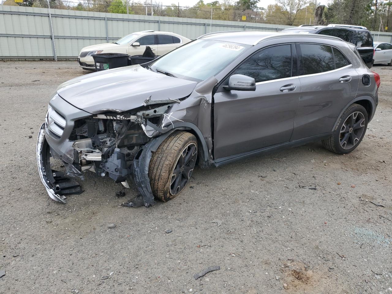 Mercedes-benz Gla-class 2015