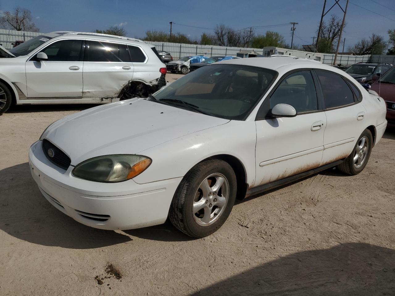 Ford Taurus 2004