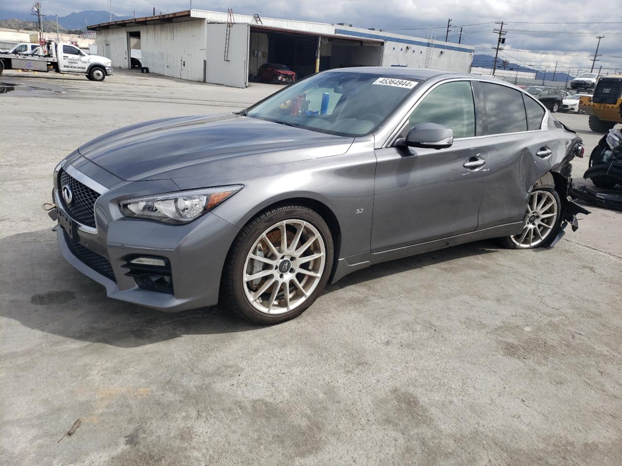 INFINITI Q50 2015
