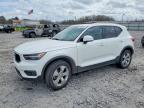 VOLVO XC40 2022