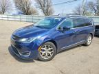 CHRYSLER PACIFICA 2017