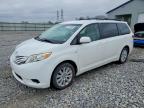 TOYOTA SIENNA 2016
