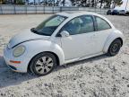 VOLKSWAGEN NEW BEETLE 2010