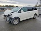 TOYOTA SIENNA 2016