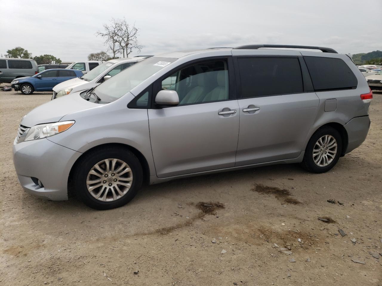 Toyota Sienna 2012