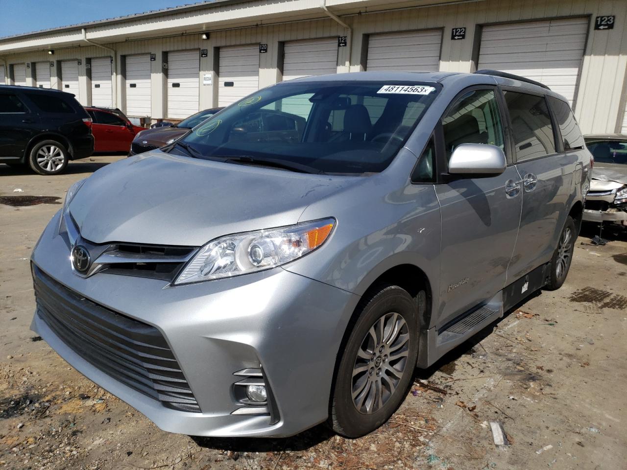 Toyota Sienna 2020