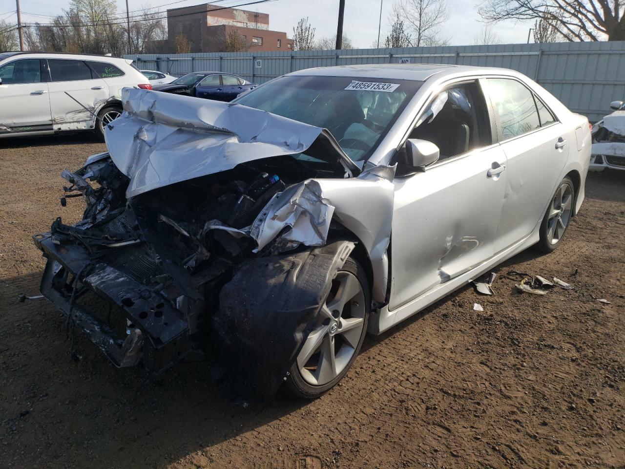 Toyota Camry 2014