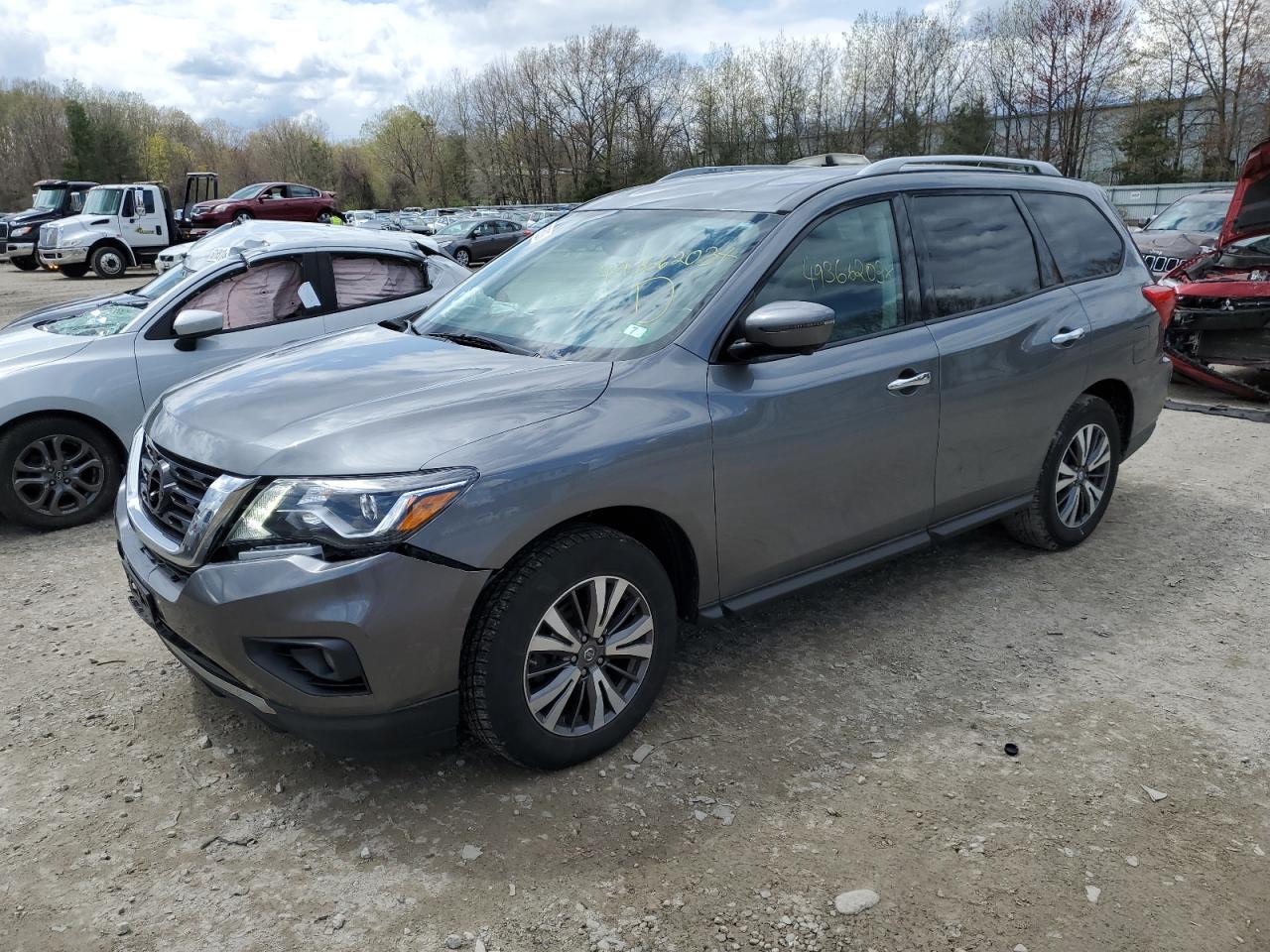 Nissan Pathfinder 2017