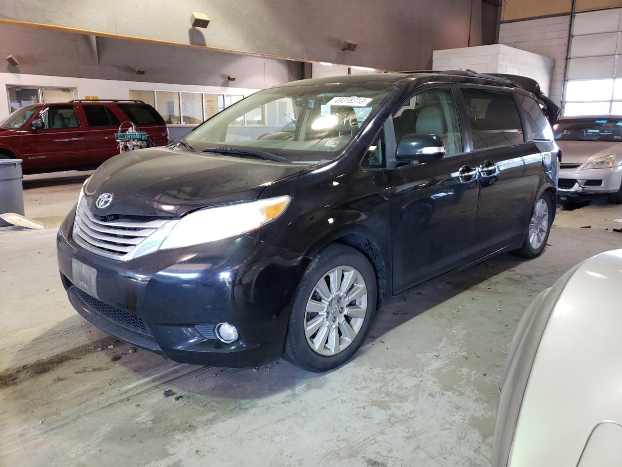 Toyota Sienna 2013