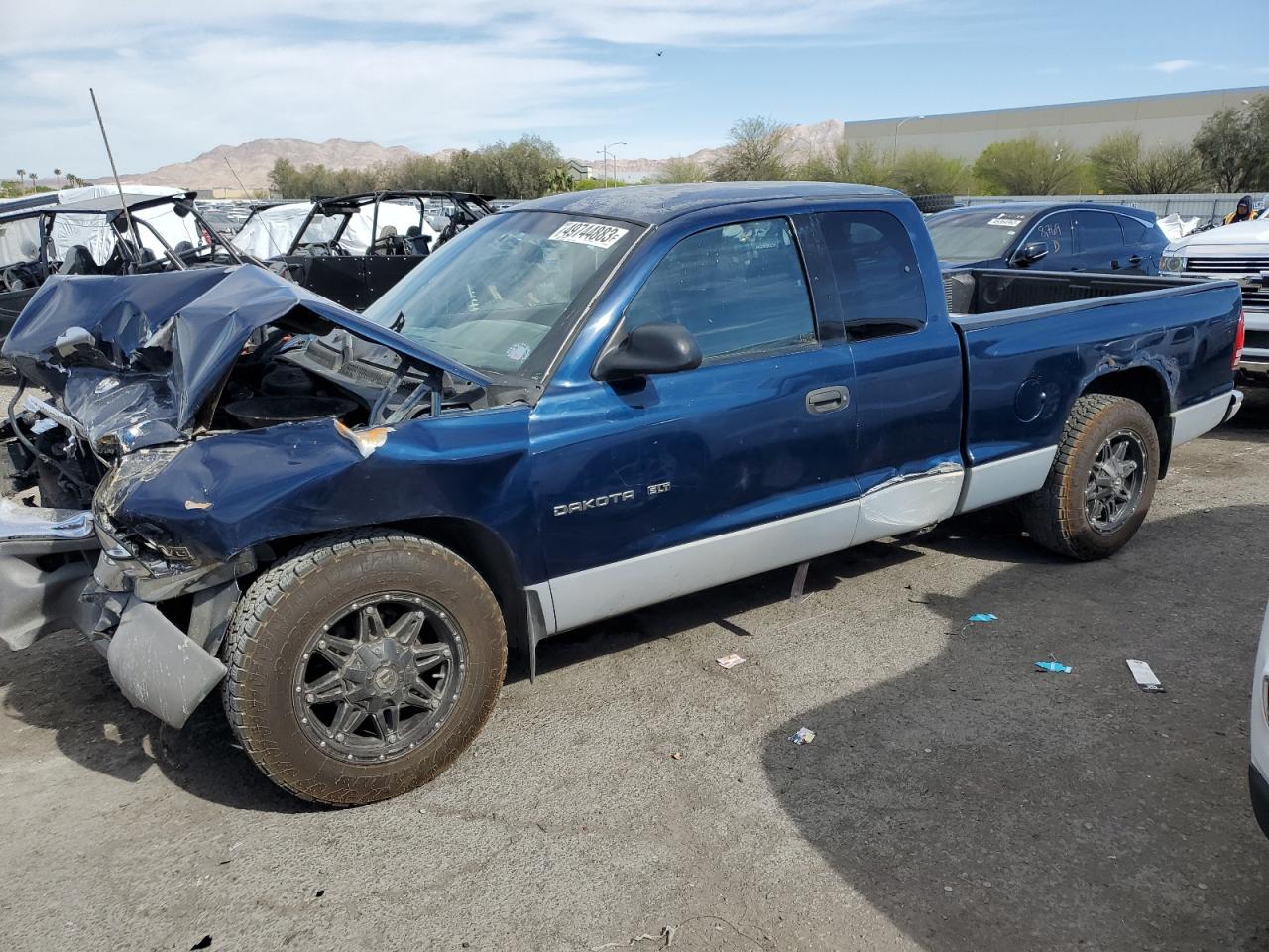 DODGE DAKOTA 2000
