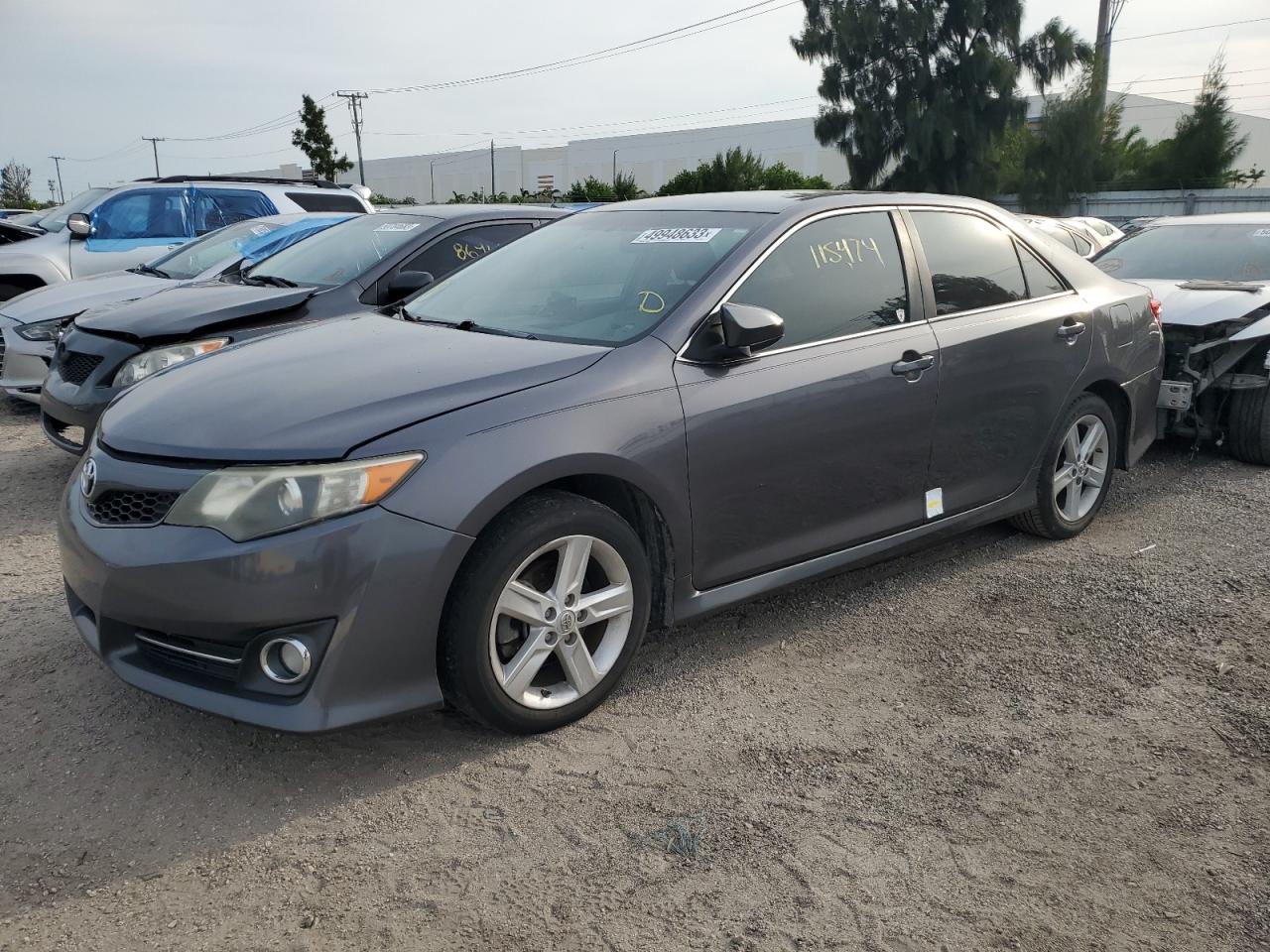 Toyota Camry 2014