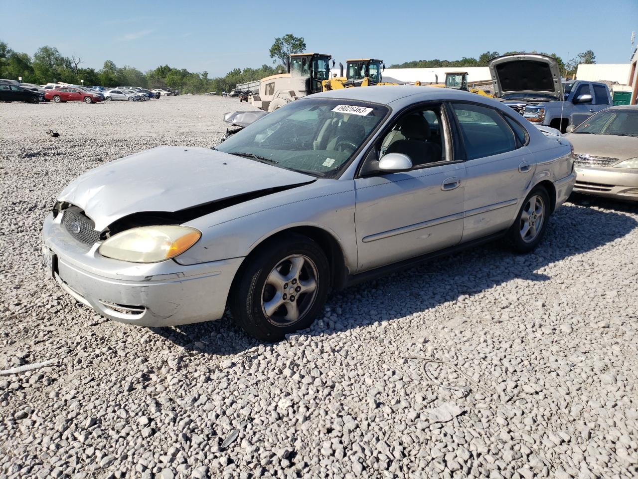 Ford Taurus 2004