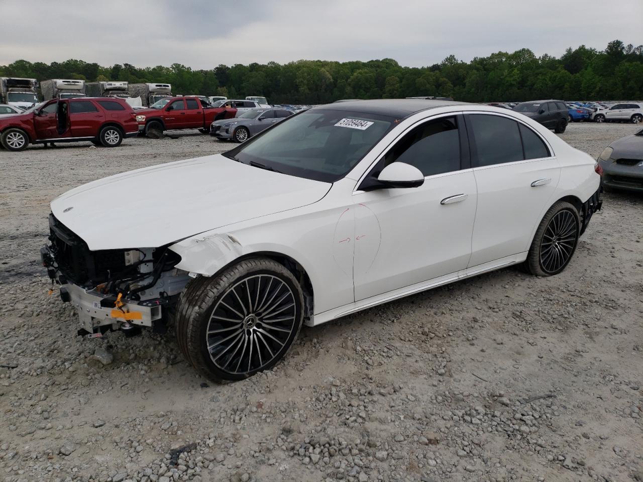 MERCEDES-BENZ E-CLASS 2024