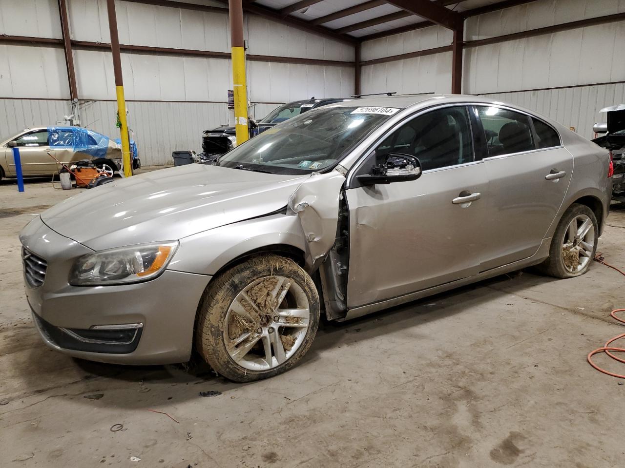 VOLVO S60 2015