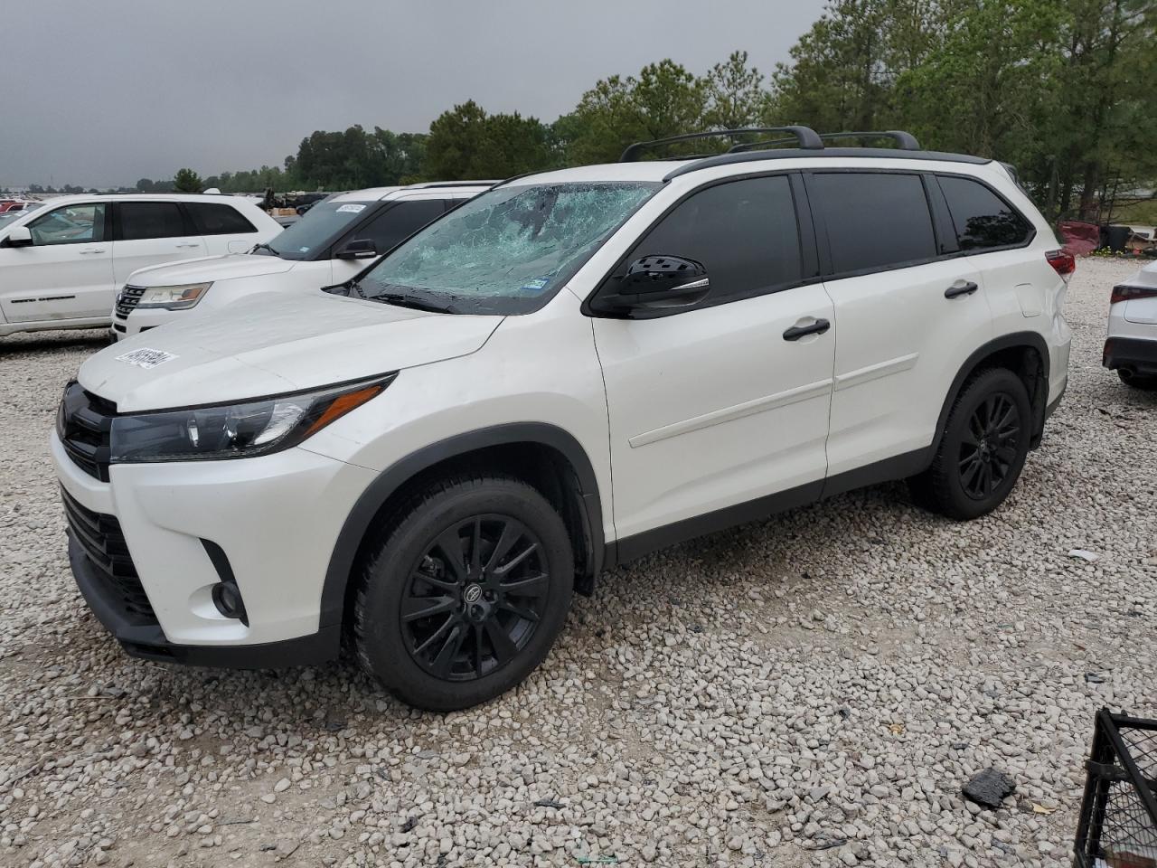 TOYOTA HIGHLANDER 2019