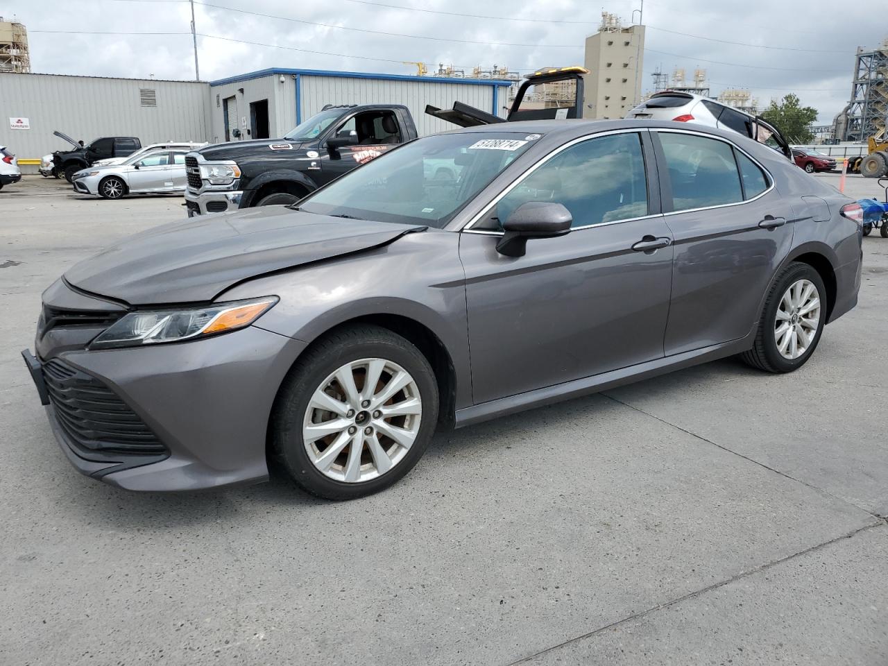 TOYOTA CAMRY 2018