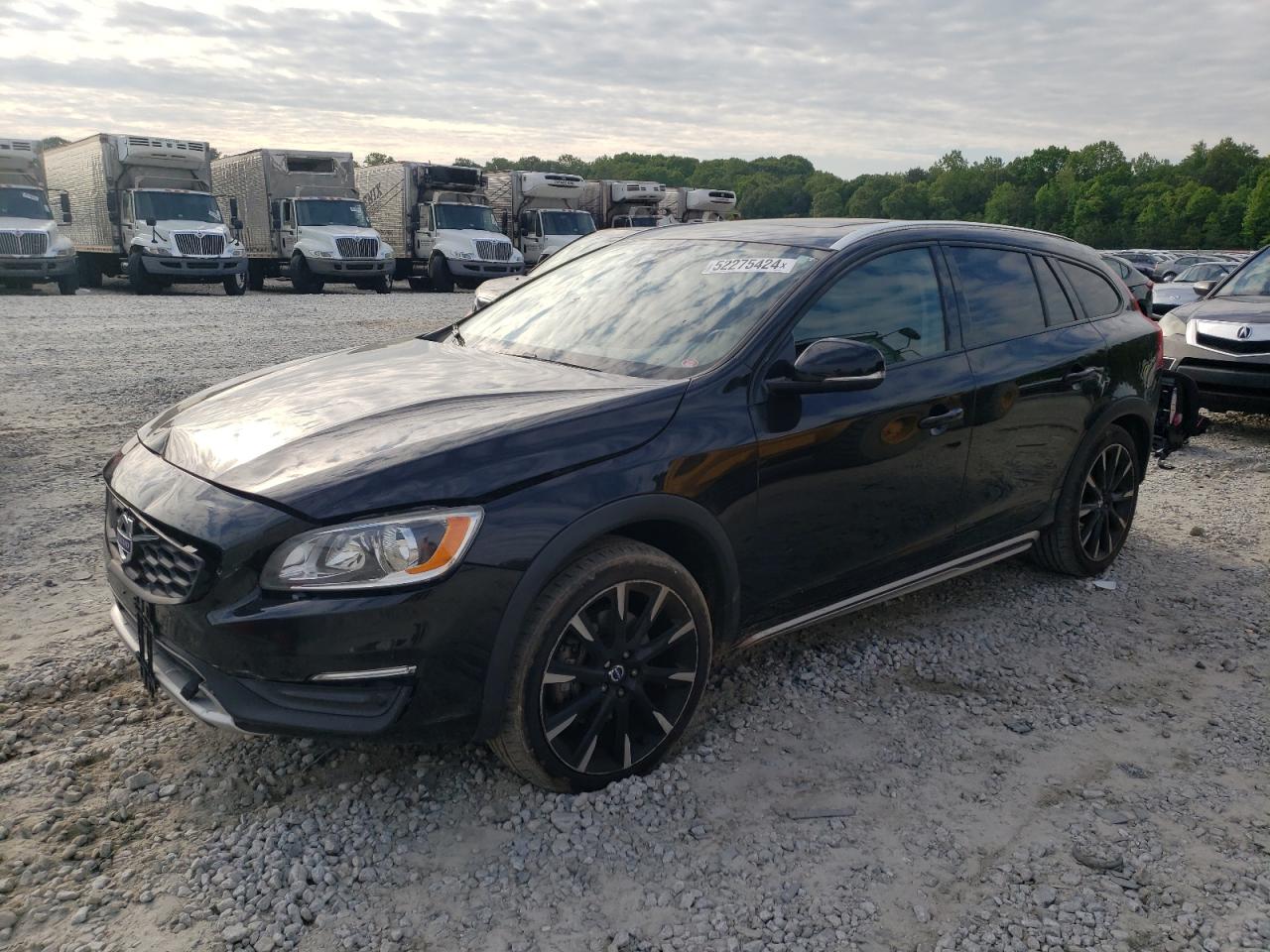 VOLVO V60 2017
