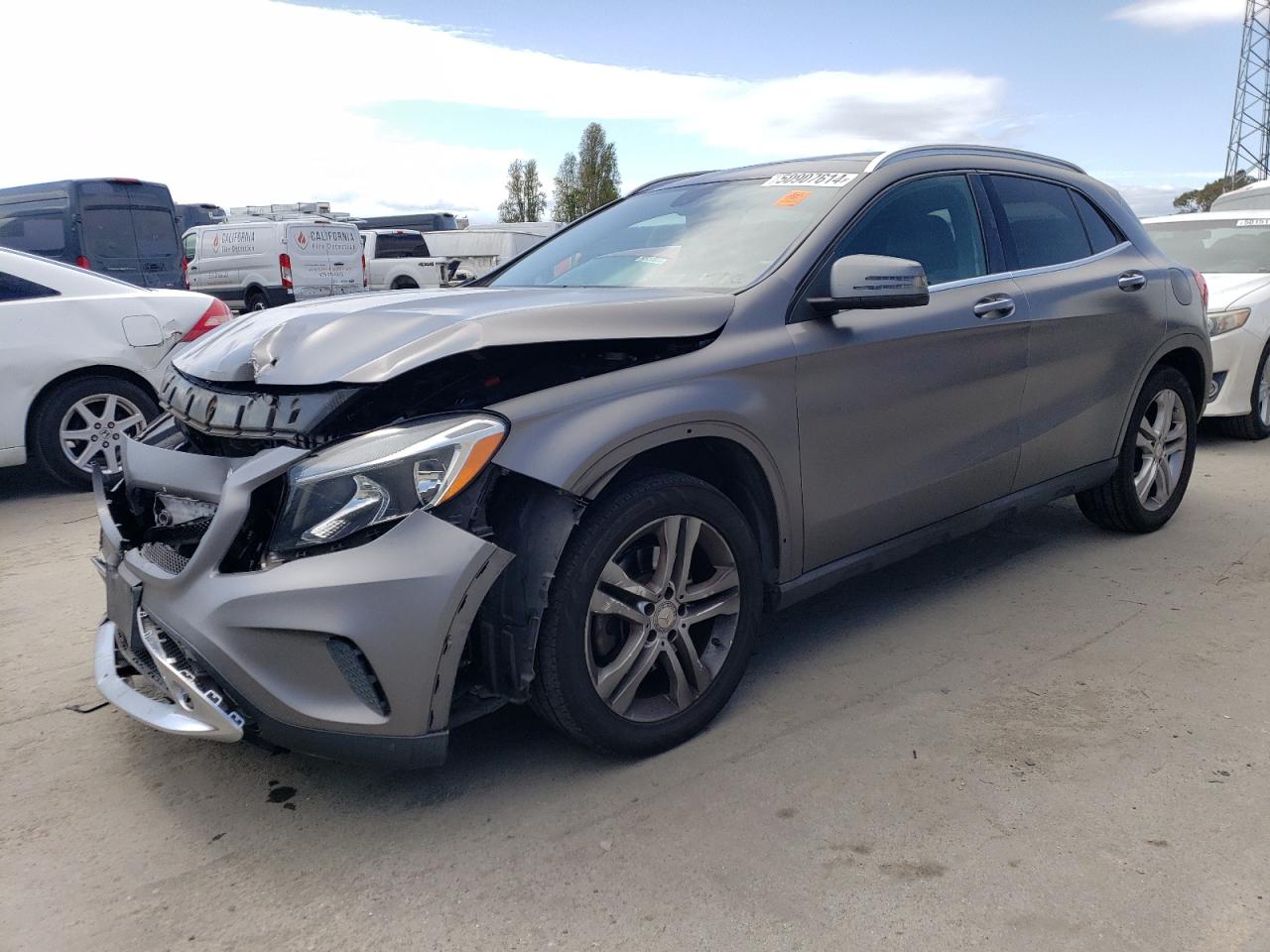 MERCEDES-BENZ GLA-CLASS 2015