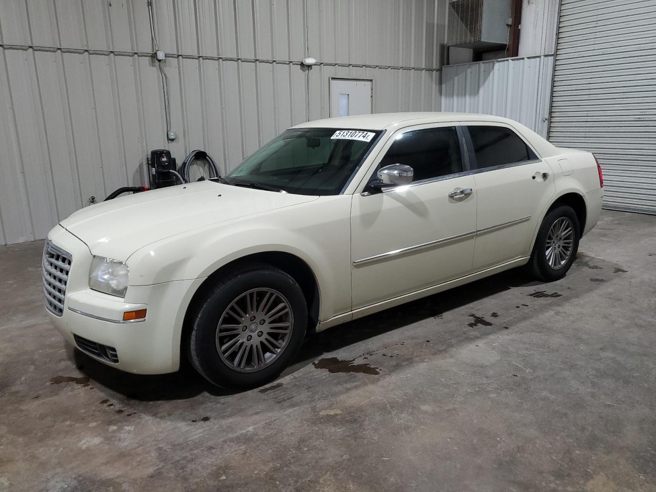 CHRYSLER 300 2010