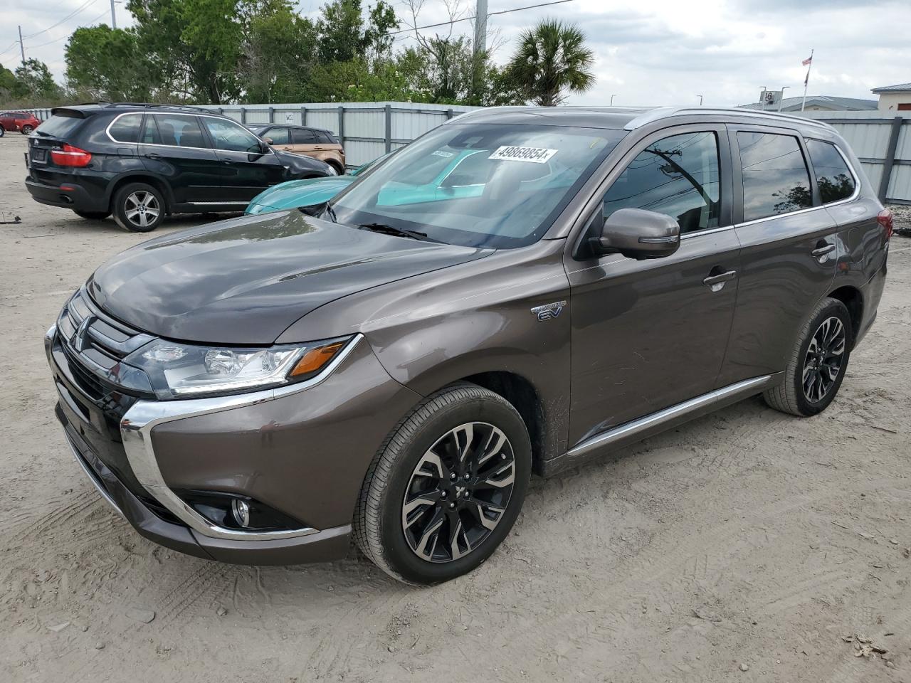 MITSUBISHI OUTLANDER 2018