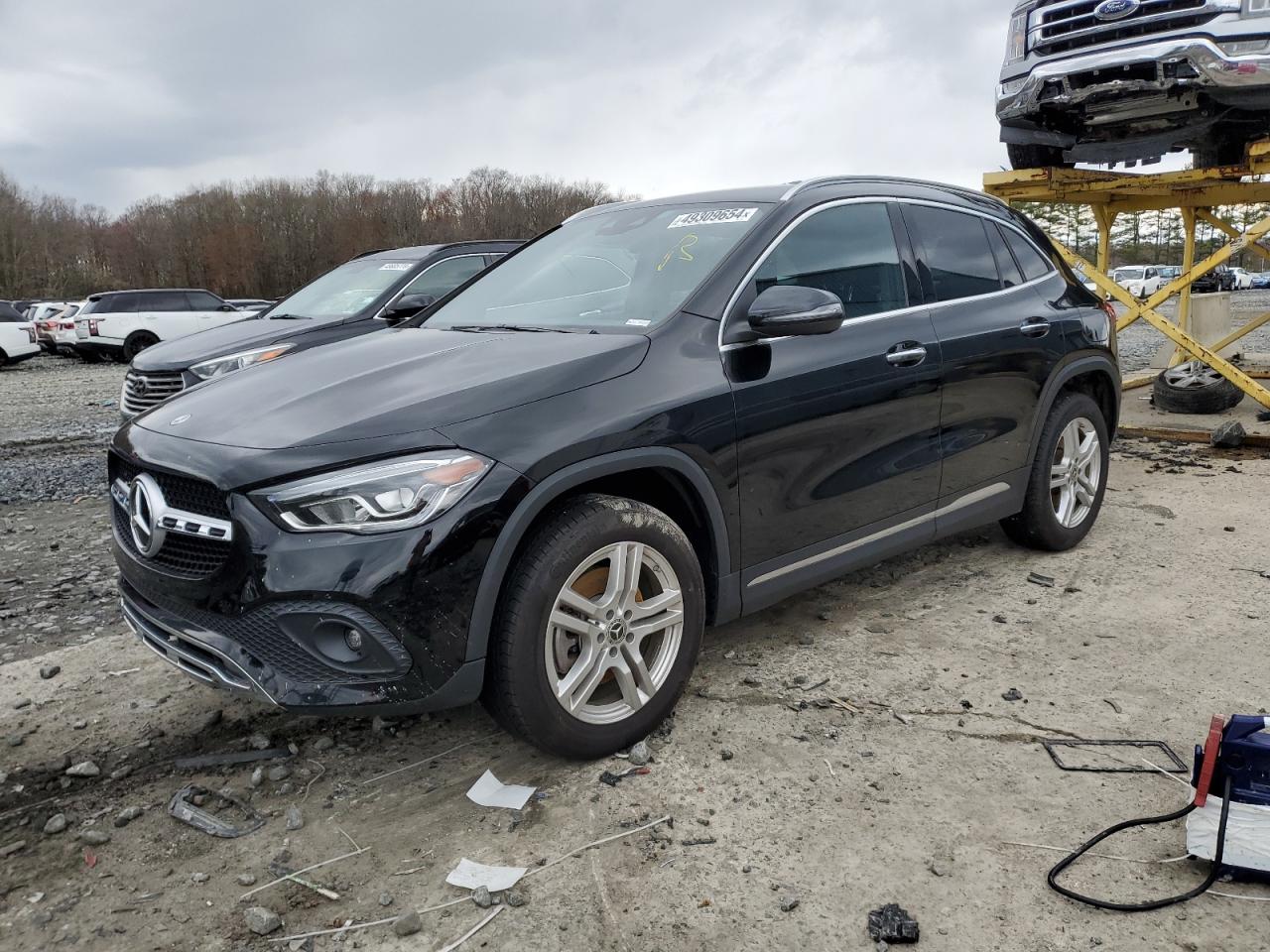 MERCEDES-BENZ GLA-CLASS 2023