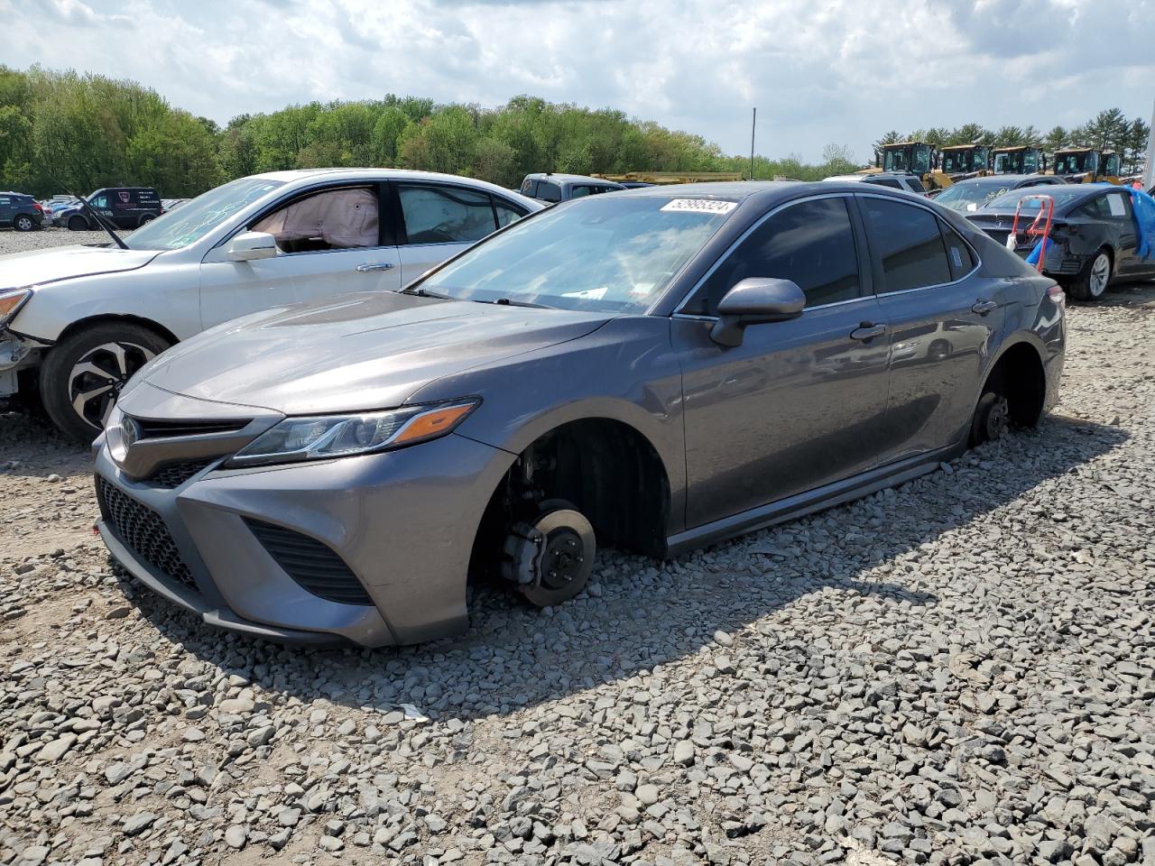 TOYOTA CAMRY 2018