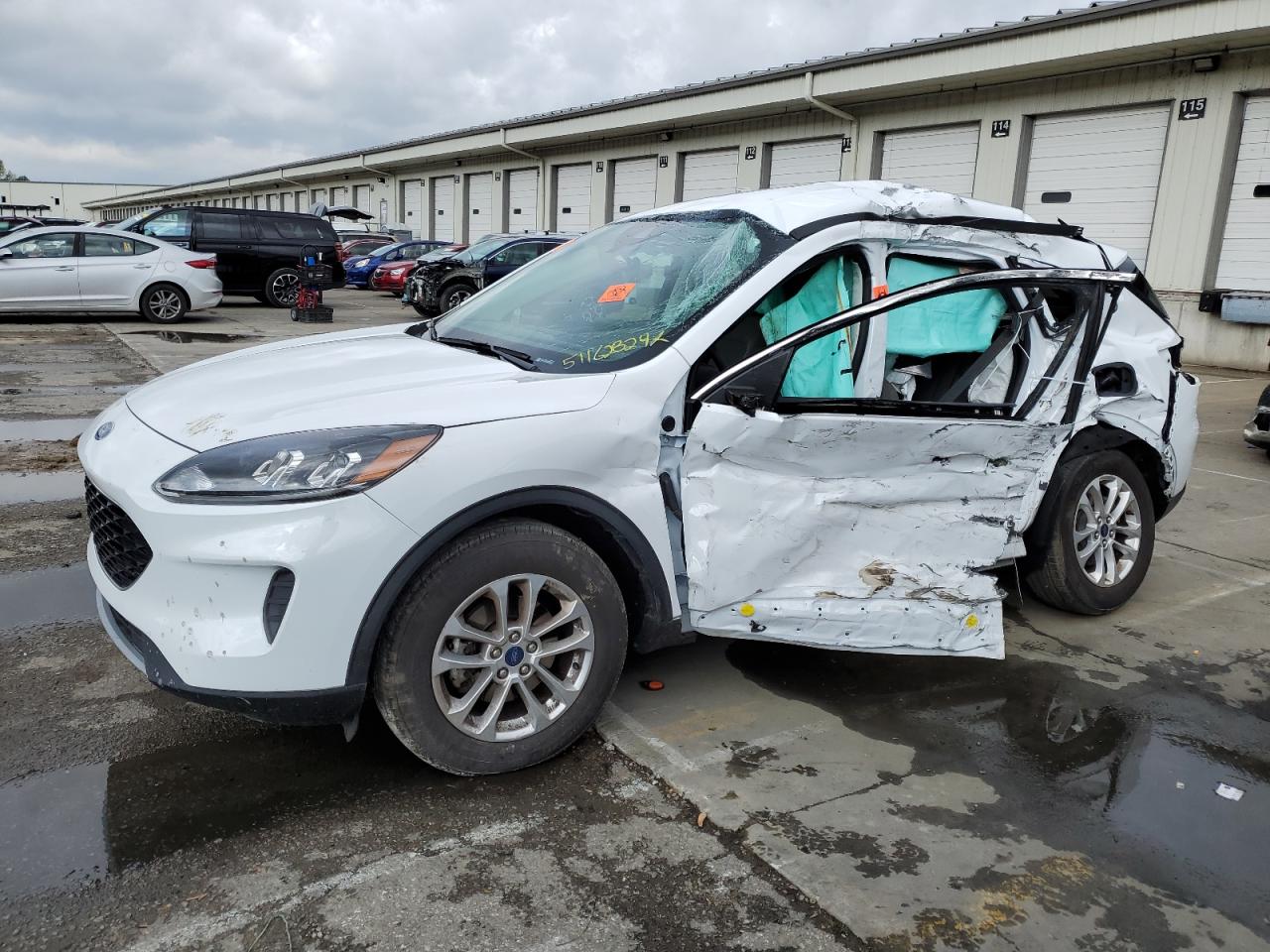 FORD ESCAPE 2022
