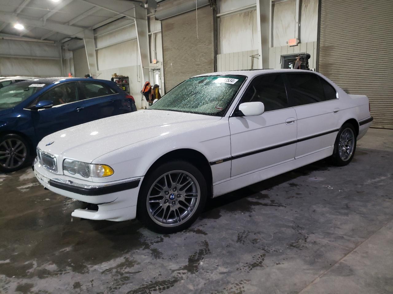 BMW 7 SERIES 2001