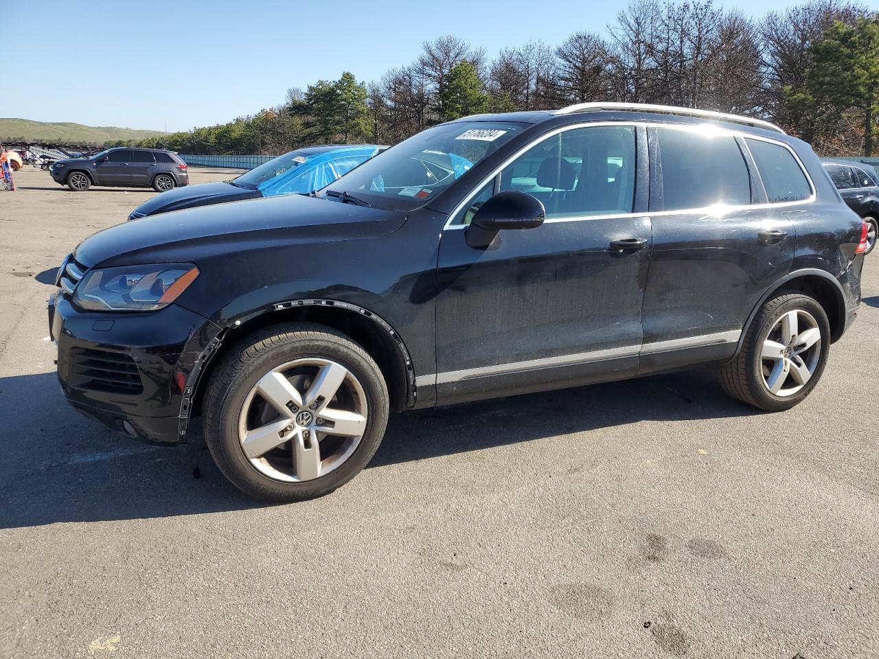 VOLKSWAGEN TOUAREG 2011